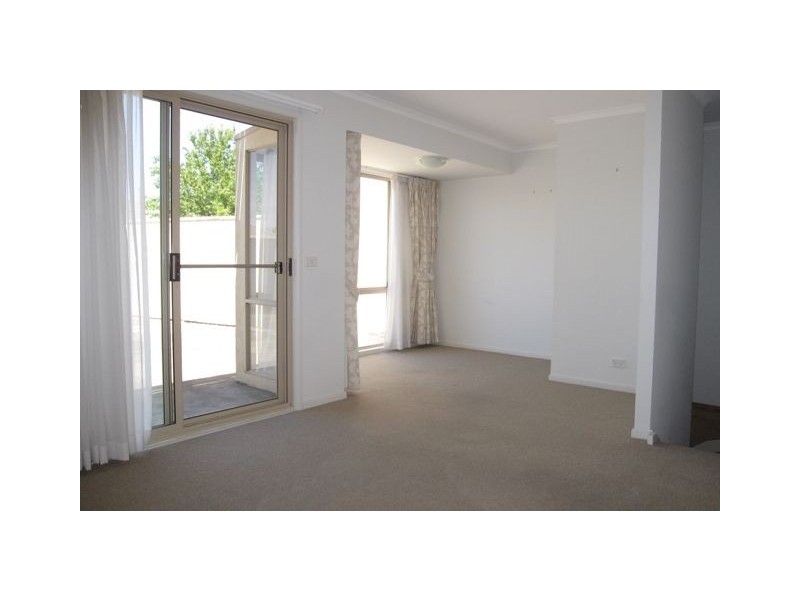 14/44 Medworth Crescent, Lyneham ACT 2602