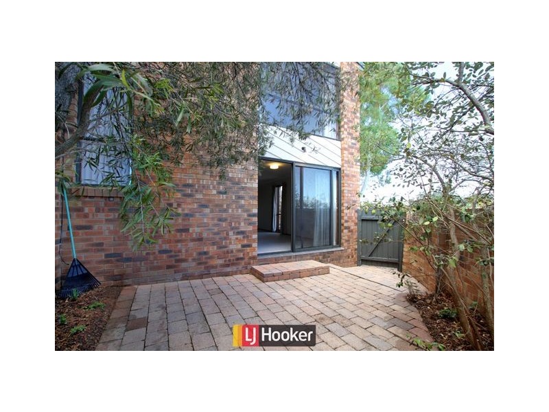 6/18 Horbury Street, Phillip ACT 2606
