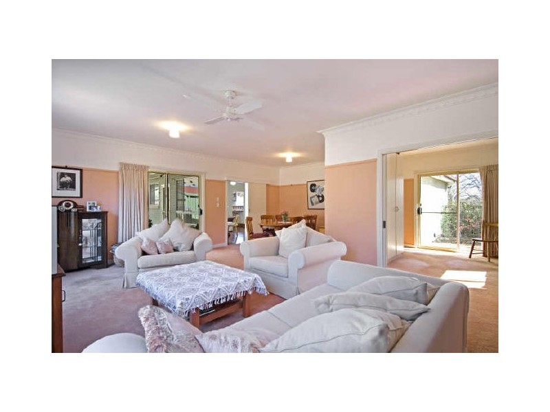 10 Baker Gardens, Ainslie ACT 2602