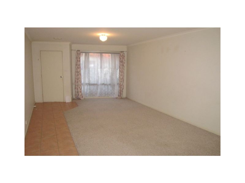 21/10 Federal Highway, Watson ACT 2602