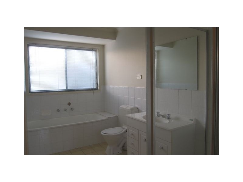 21/10 Federal Highway, Watson ACT 2602