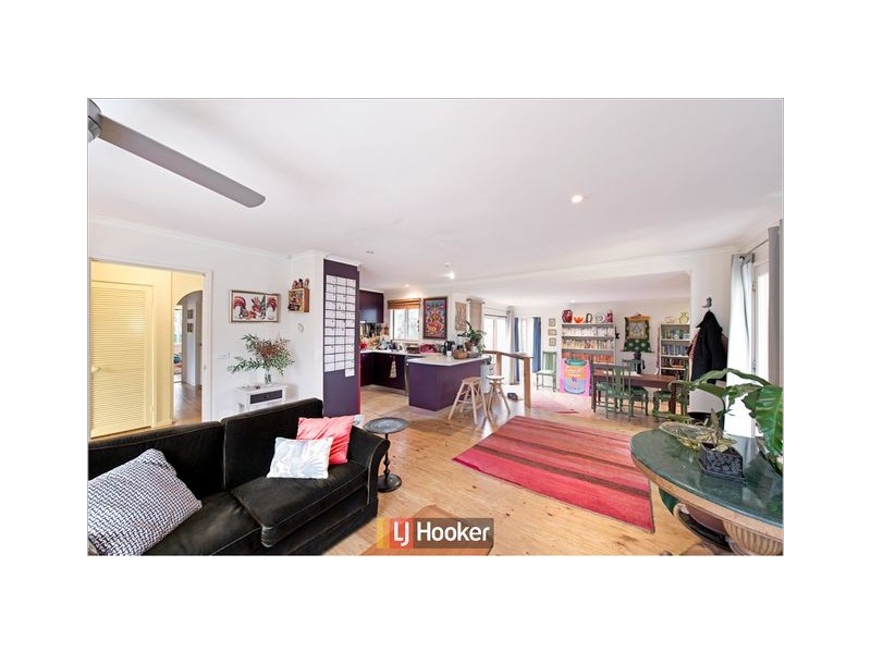 8 Jordan Place, Watson ACT 2602