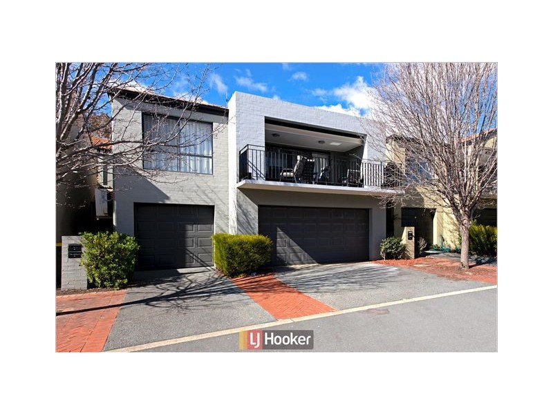 18 Winarlia Lane, Gungahlin ACT 2912