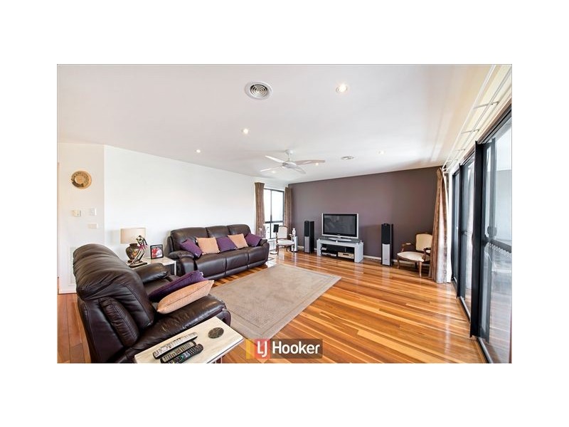 18 Winarlia Lane, Gungahlin ACT 2912