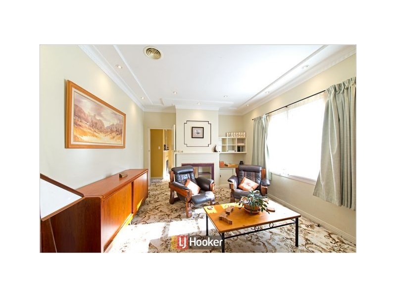 53 Limestone Avenue, Braddon ACT 2612