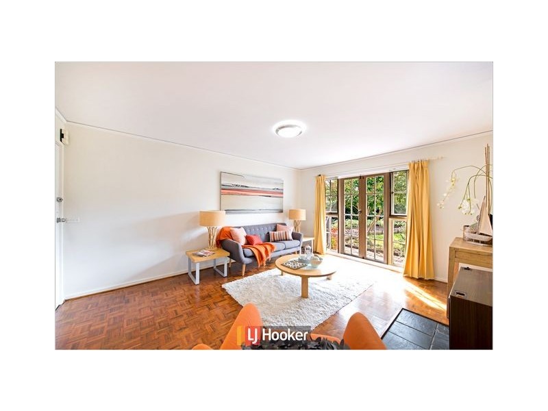 207 Phillip Avenue, Hackett ACT 2602