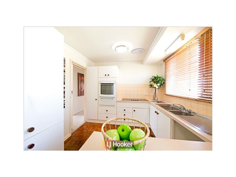 207 Phillip Avenue, Hackett ACT 2602