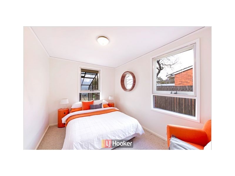 207 Phillip Avenue, Hackett ACT 2602