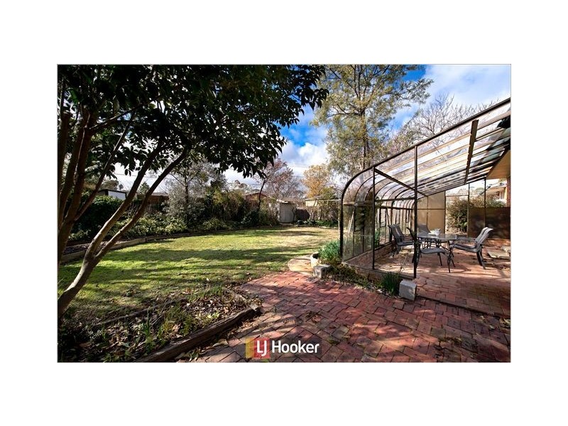 207 Phillip Avenue, Hackett ACT 2602