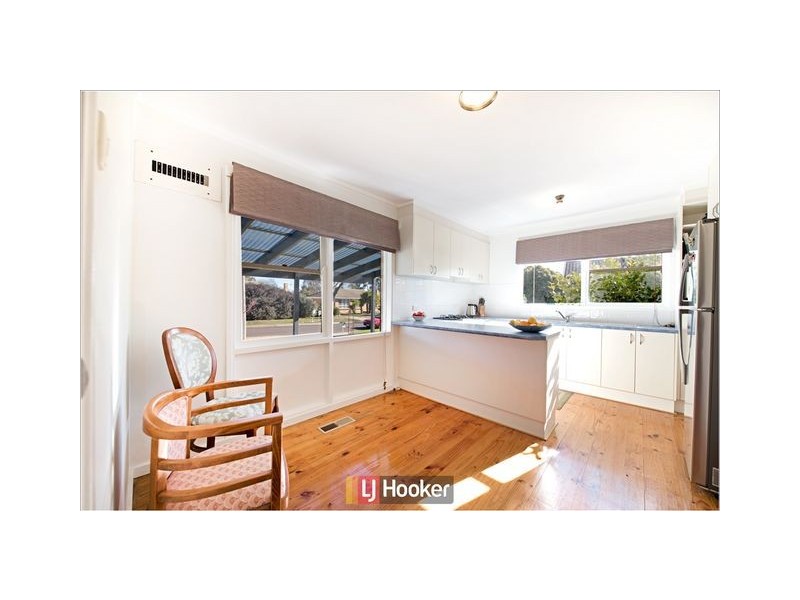 35 Simpson Street, Watson ACT 2602