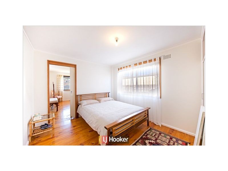 35 Simpson Street, Watson ACT 2602