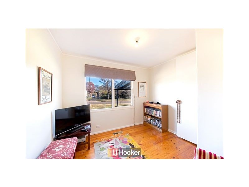 35 Simpson Street, Watson ACT 2602