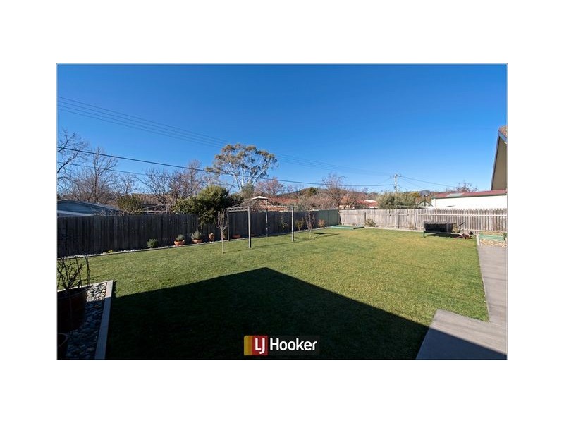 35 Simpson Street, Watson ACT 2602