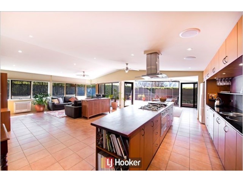 9 Lewin Street, Lyneham ACT 2602