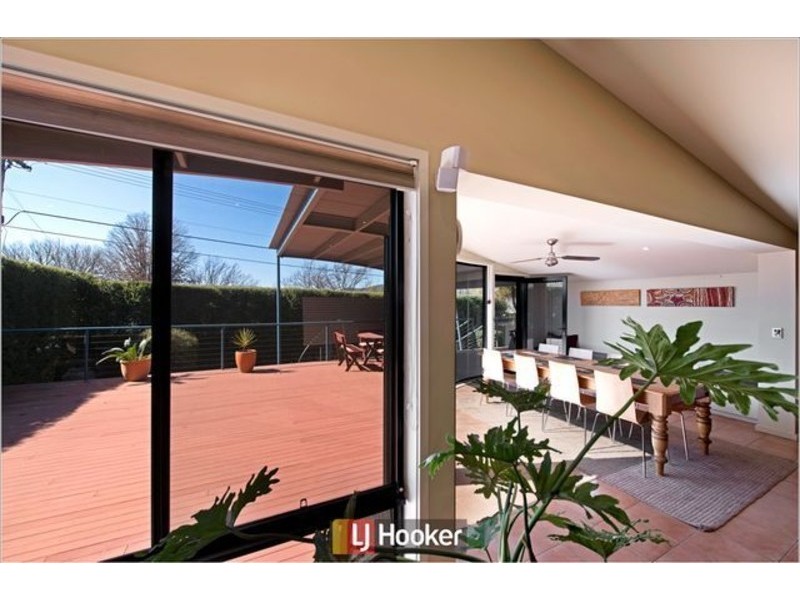 9 Lewin Street, Lyneham ACT 2602
