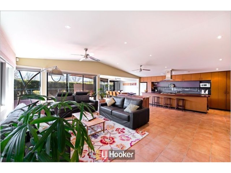 9 Lewin Street, Lyneham ACT 2602