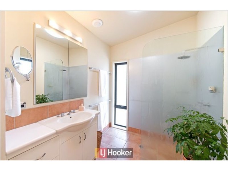 9 Lewin Street, Lyneham ACT 2602