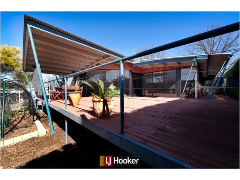 9 Lewin Street, Lyneham ACT 2602