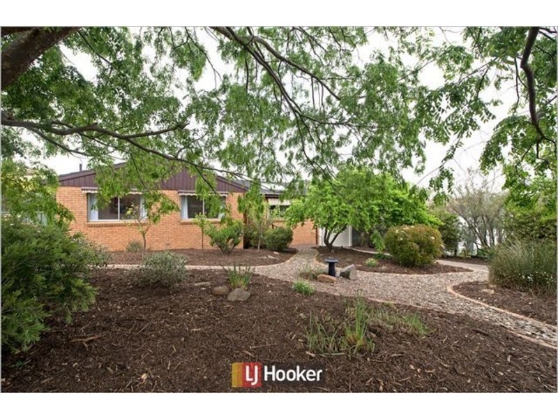 10 Tanner Place, Kambah ACT 2902