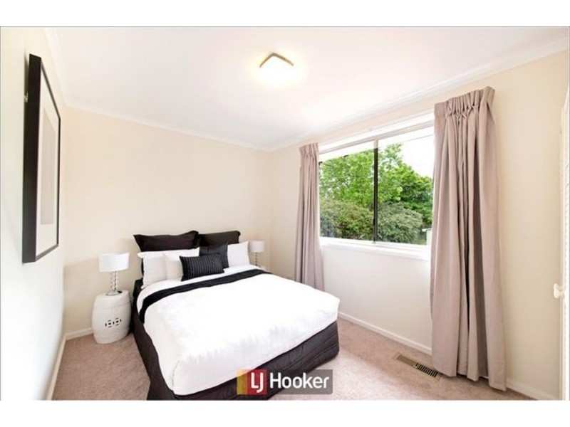 10 Tanner Place, Kambah ACT 2902