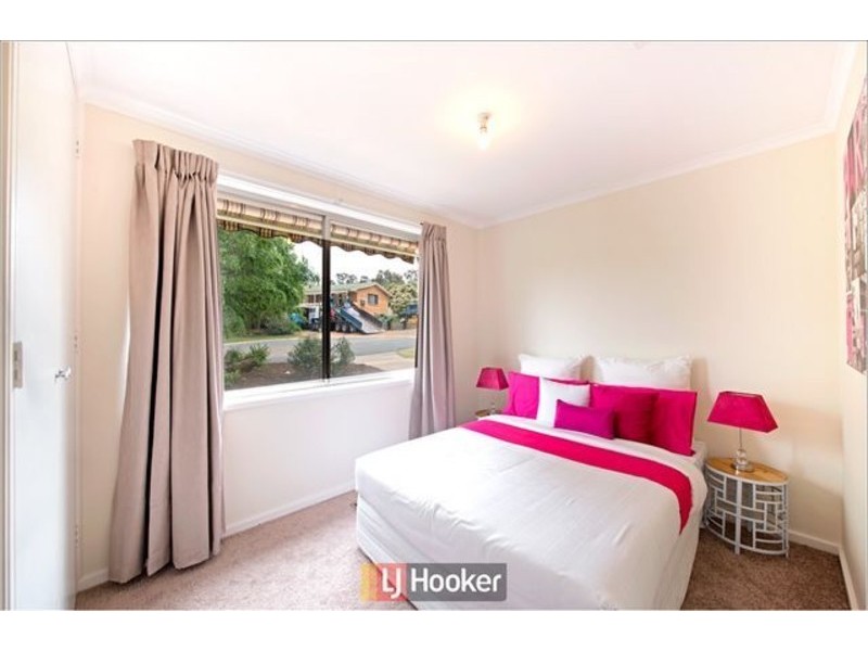 10 Tanner Place, Kambah ACT 2902