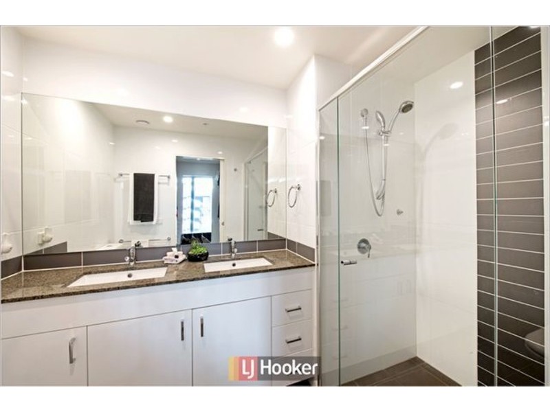 160/1 Mouat Street, Lyneham ACT 2602