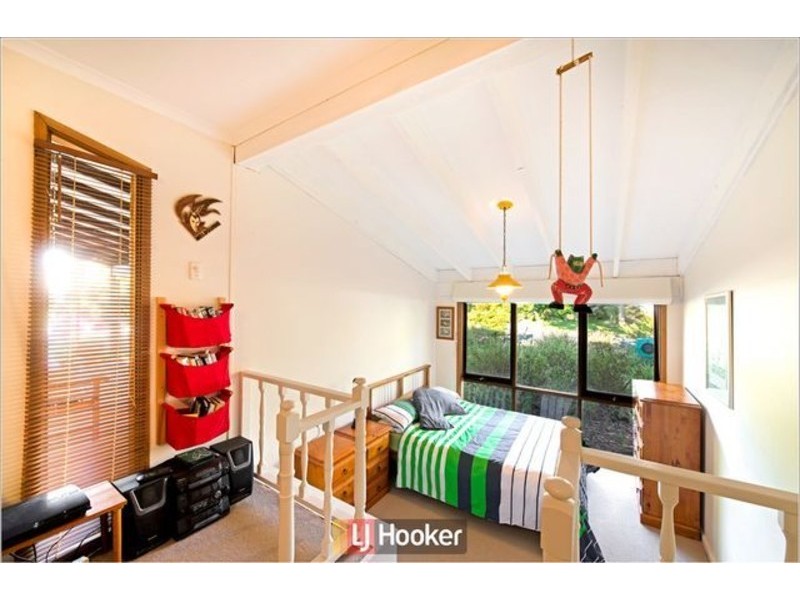 18 Molloy Crescent, Cook ACT 2614