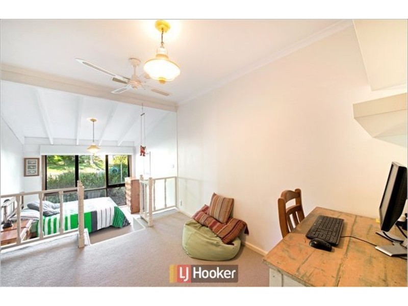 18 Molloy Crescent, Cook ACT 2614