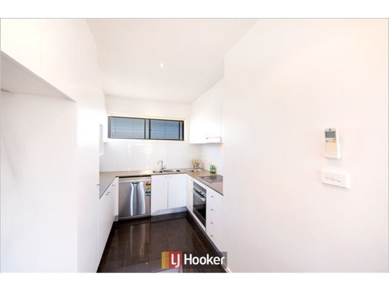 141/215 Aspinall Street, Watson ACT 2602