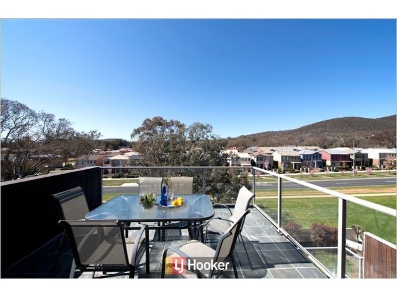 141/215 Aspinall Street, Watson ACT 2602