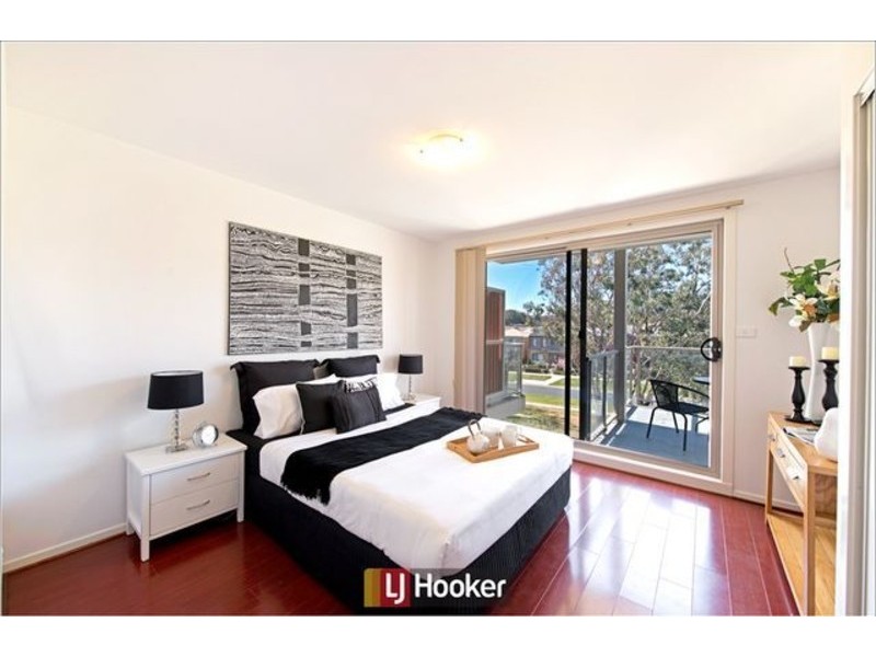 141/215 Aspinall Street, Watson ACT 2602