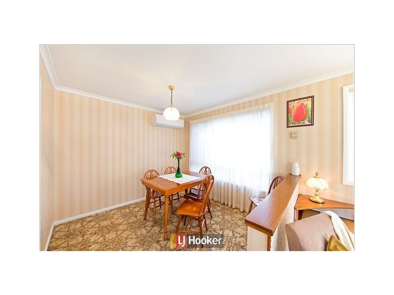 76 Irvine Street, Watson ACT 2602