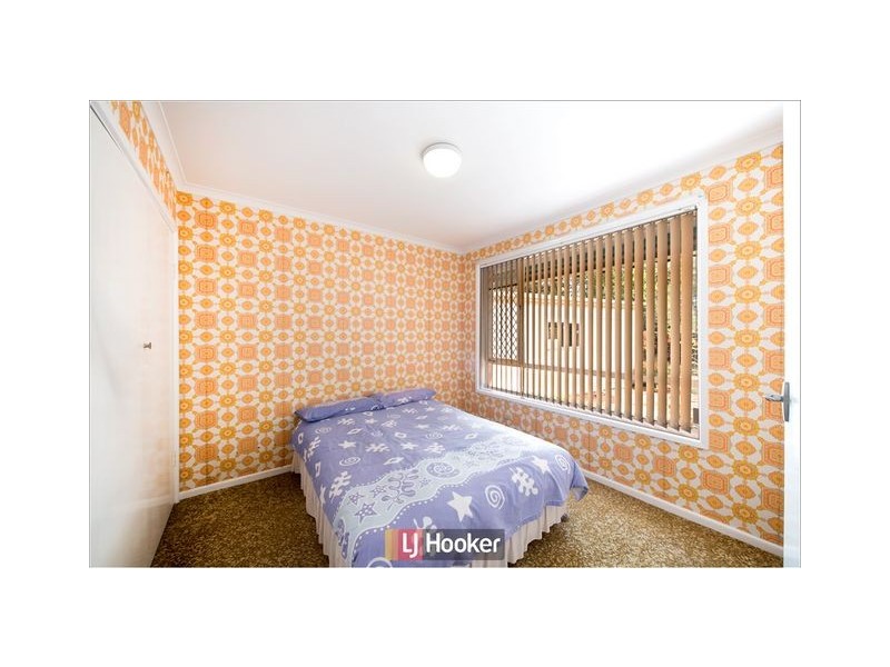 76 Irvine Street, Watson ACT 2602