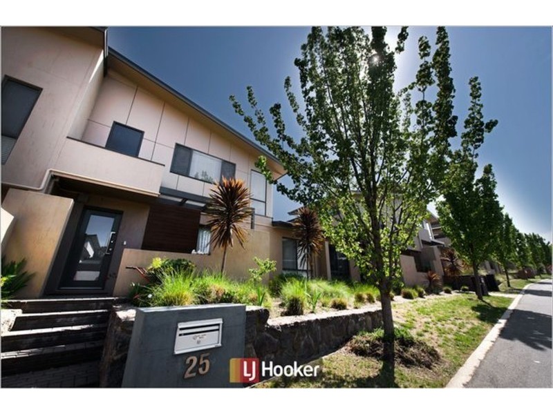 25/215 Aspinall Street, Watson ACT 2602