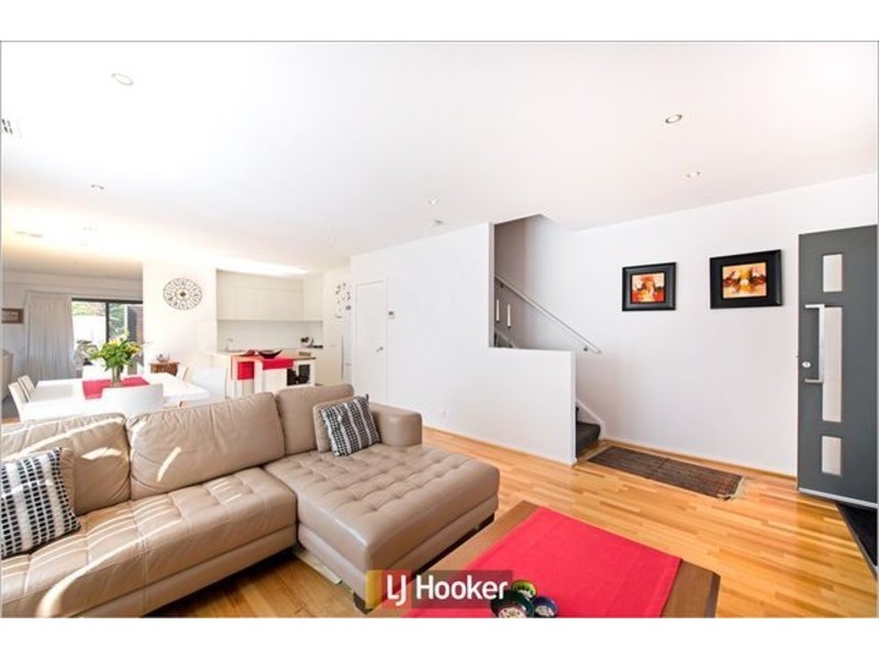25/215 Aspinall Street, Watson ACT 2602