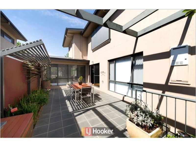 25/215 Aspinall Street, Watson ACT 2602