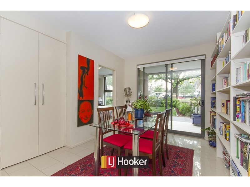 2/135 Limestone Avenue, Braddon ACT 2612