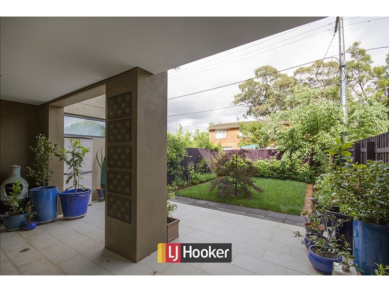 2/135 Limestone Avenue, Braddon ACT 2612