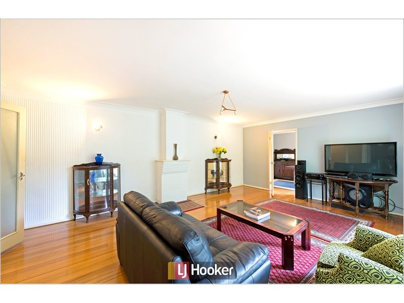 80 Irvine Street, Watson ACT 2602