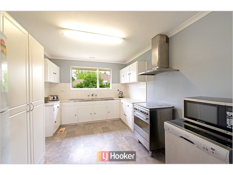 80 Irvine Street, Watson ACT 2602