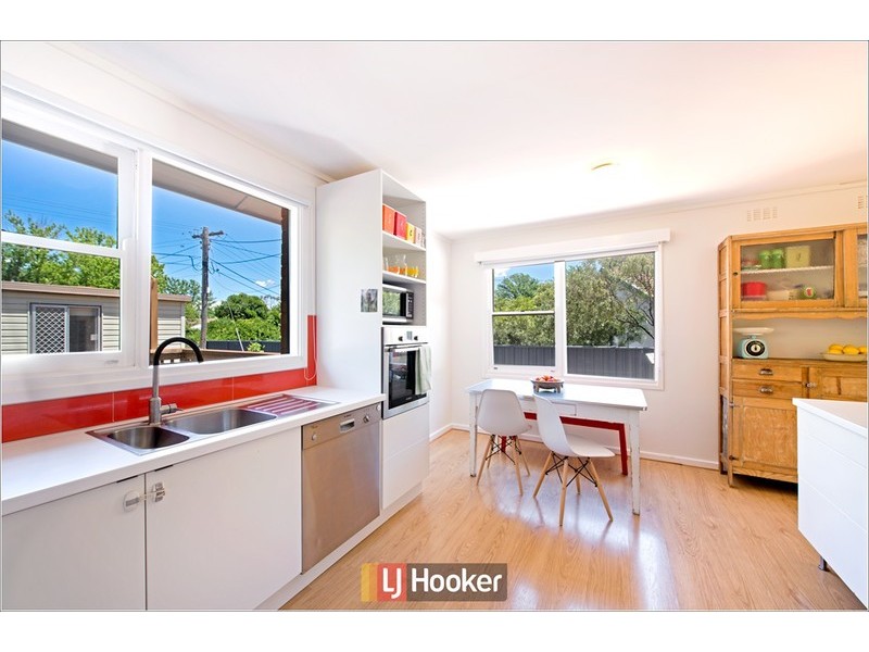 11 Dickinson Street, Watson ACT 2602