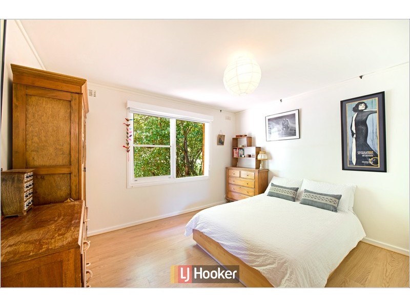 11 Dickinson Street, Watson ACT 2602