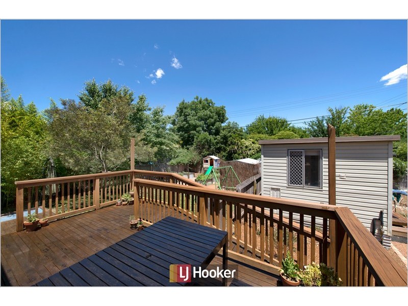 11 Dickinson Street, Watson ACT 2602
