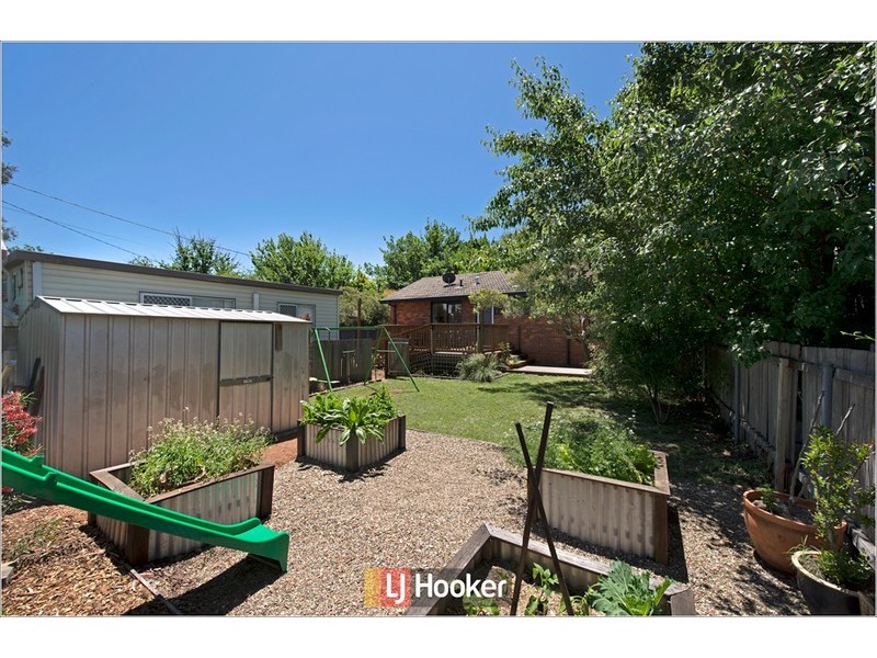 11 Dickinson Street, Watson ACT 2602