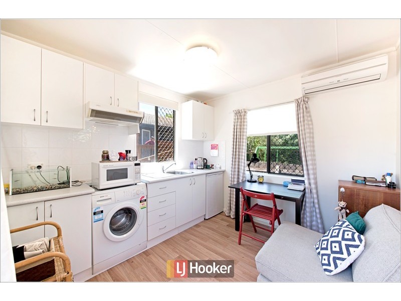 11 Dickinson Street, Watson ACT 2602