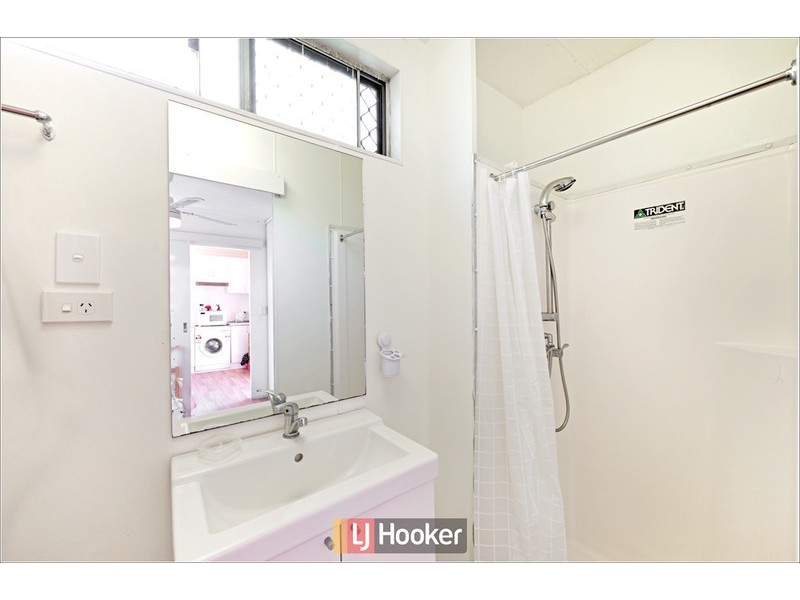 11 Dickinson Street, Watson ACT 2602