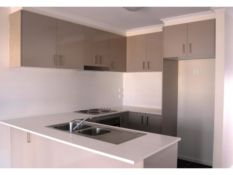8/75 Elizabeth Jolly Crescent, Franklin ACT 2913