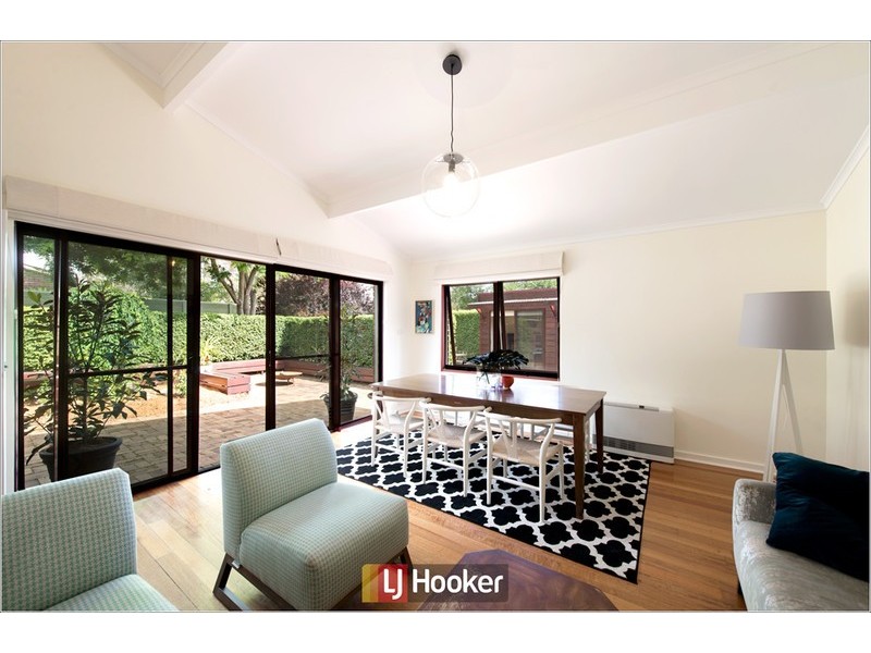 2 Burrell Street, Hackett ACT 2602