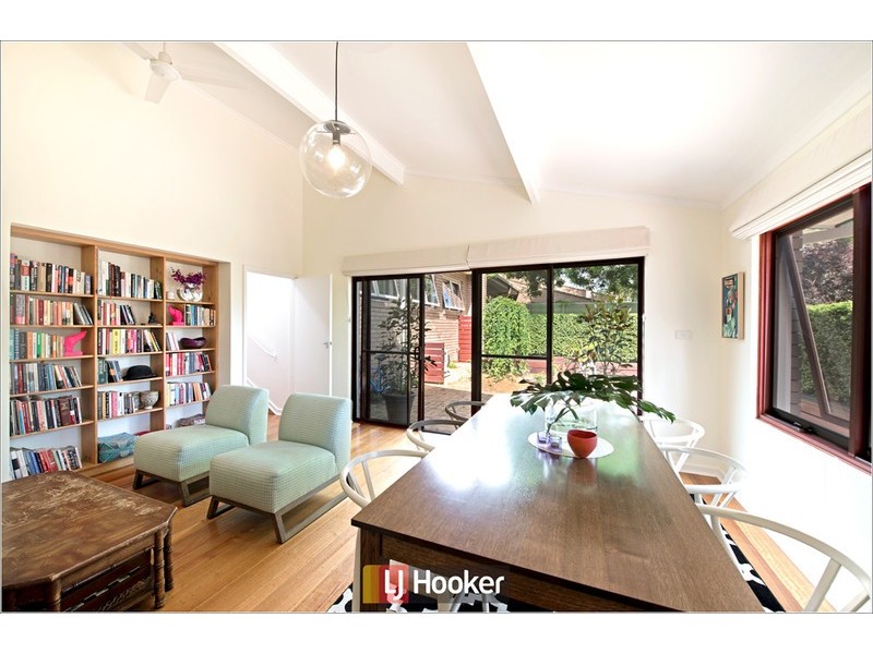 2 Burrell Street, Hackett ACT 2602