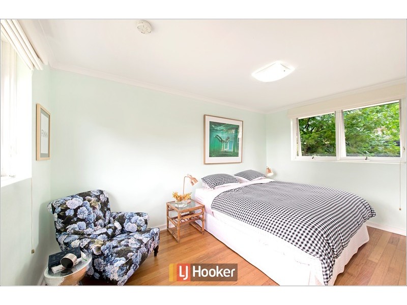 2 Burrell Street, Hackett ACT 2602